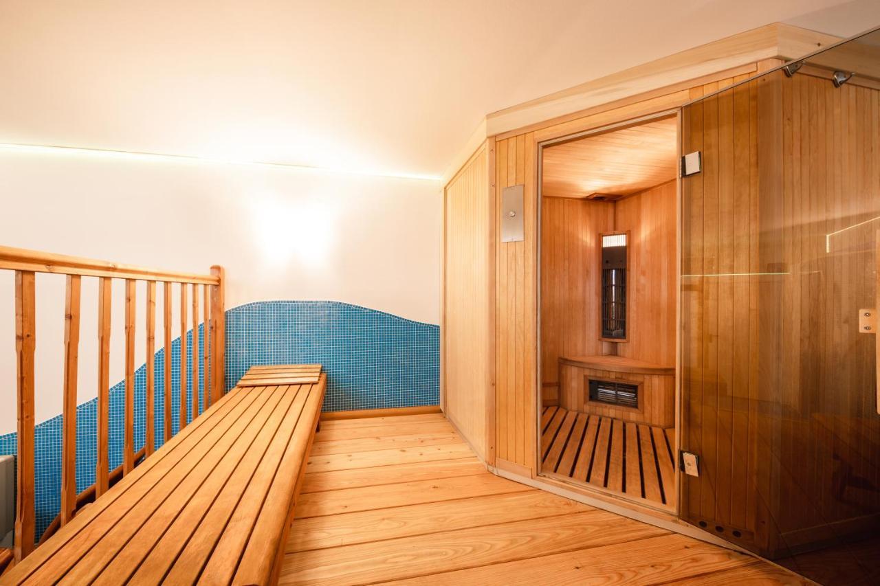 Hotel Elena Saint-Vincent Eksteriør billede