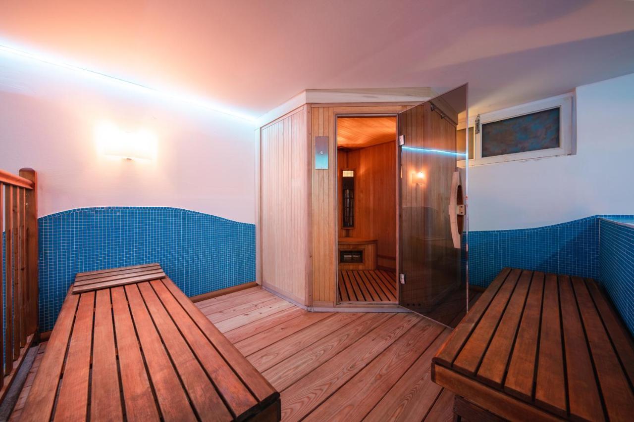 Hotel Elena Saint-Vincent Eksteriør billede