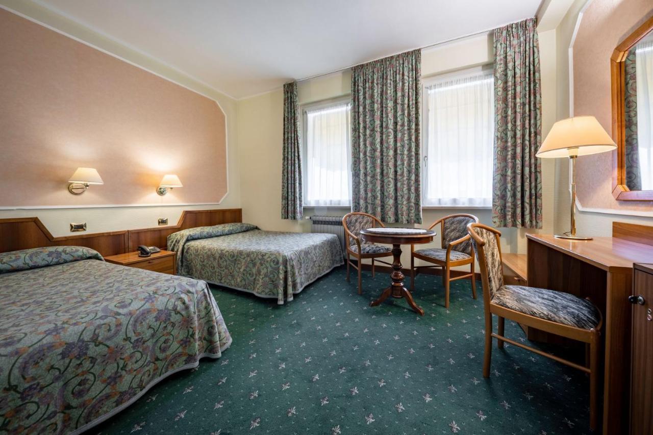 Hotel Elena Saint-Vincent Eksteriør billede